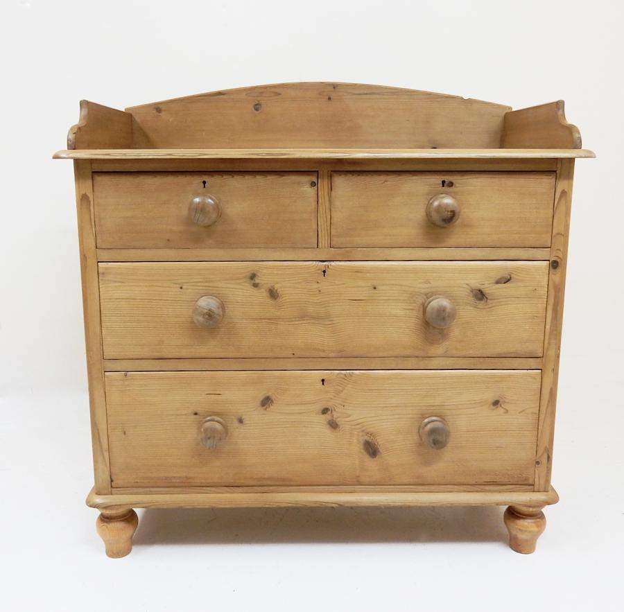 Antique Pine Chest of Drawers