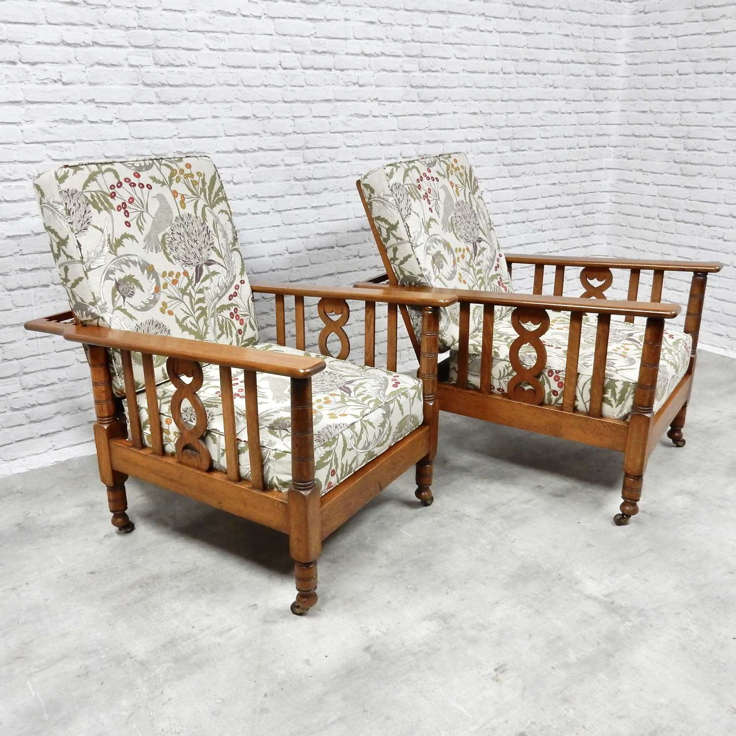 Reclining Arts & Crafts Armchairs