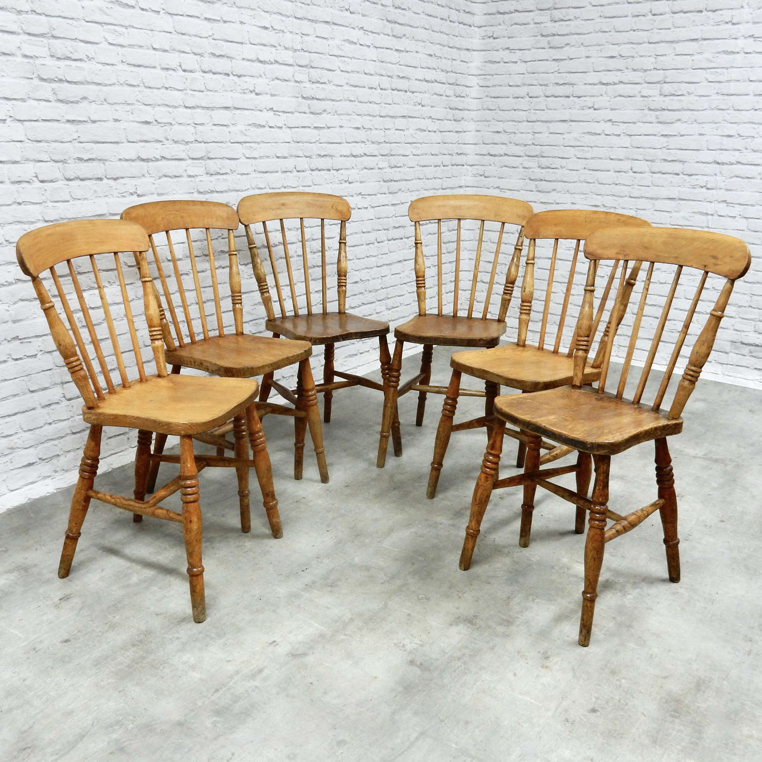 Set 6 Windsor Kitchen Chairs