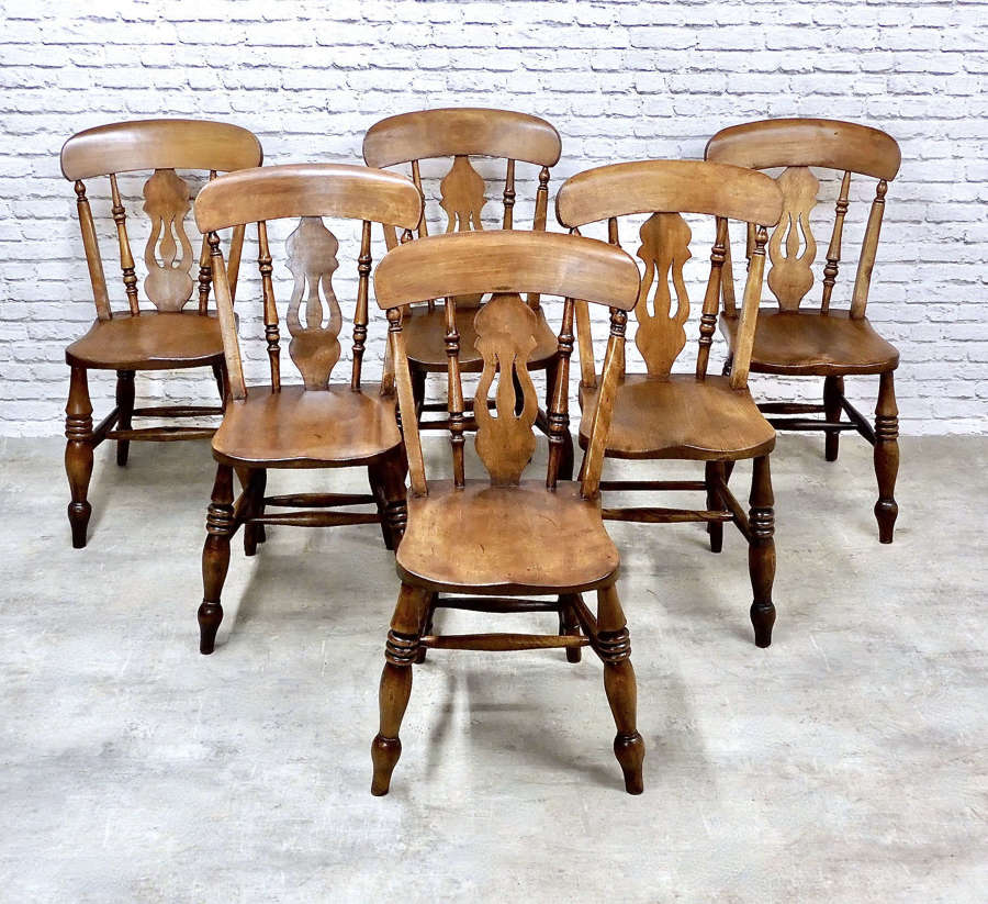 6x Windsor Lyreback Kitchen Chairs