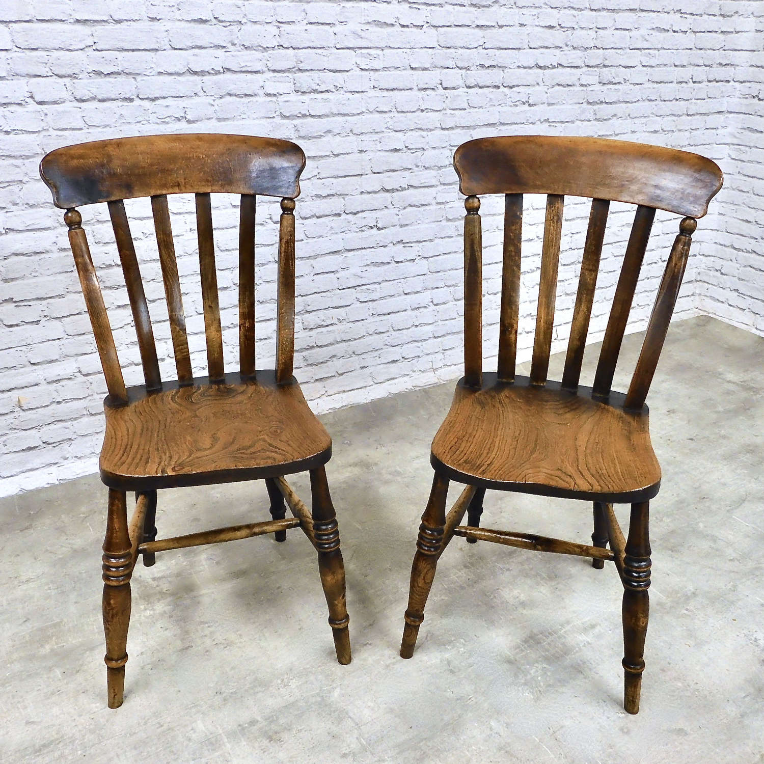 Pr Windsor Lathback Kitchen Chairs