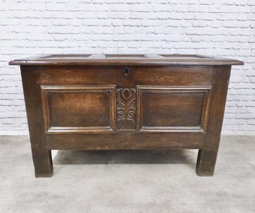 C18th Oak Coffer