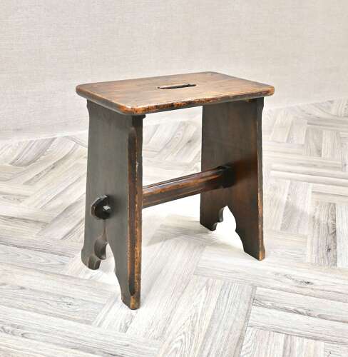 Gothic Influence Bench Stool