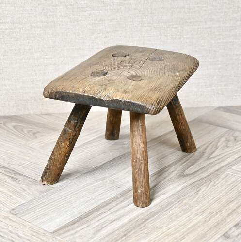 Early Hearth Stool
