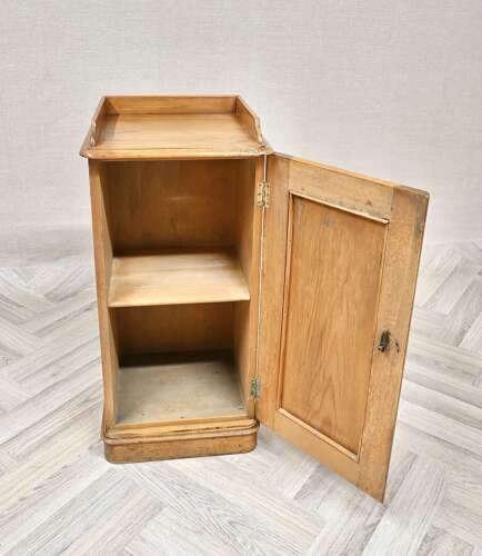Victorian Original Pot Cupboard