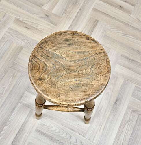 Windsor Clerk's Stool