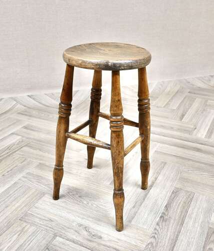 Windsor Clerk's Stool