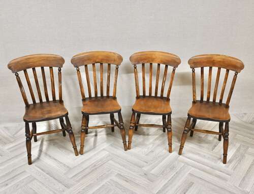 Set 4 Windsor Lathback Kitchen Chairs