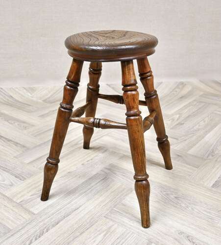 Quality C19th Windsor Stool