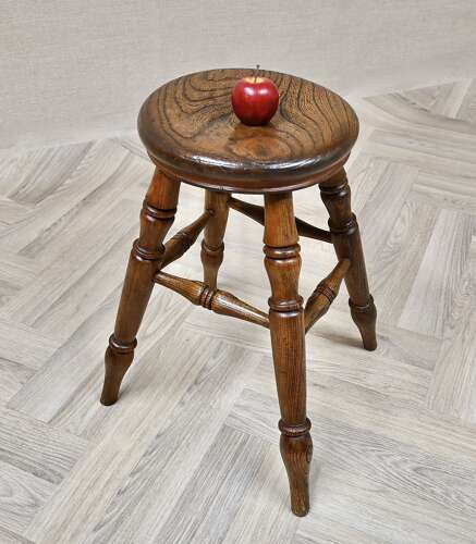 Quality C19th Windsor Stool
